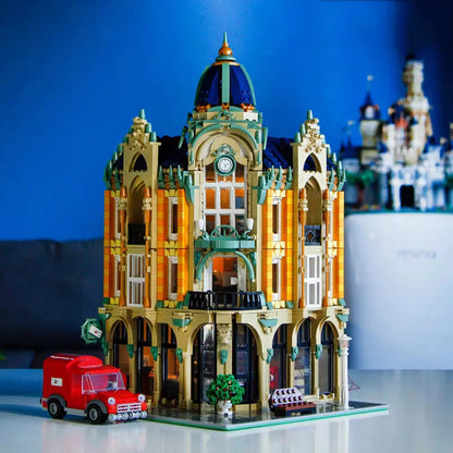 JieStar MOC Building Block Set: Corner Post Office, Model 89111