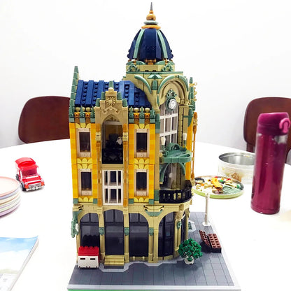JieStar MOC Building Block Set: Corner Post Office, Model 89111