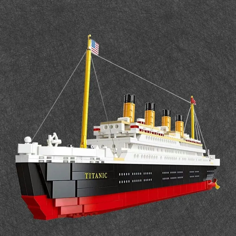 JieStar MOC Building Block Set: RMS Titanic Cruiser Steam Ship Boat, Model 92026