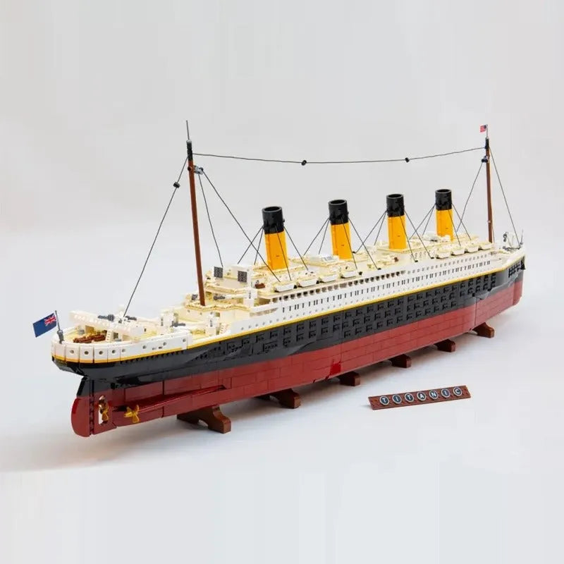 JieStar MOC Building Block Set: RMS Titanic Steam Ship Boat 99023