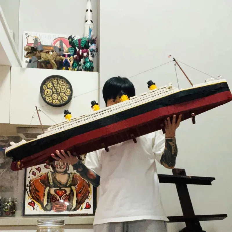 JieStar MOC Building Block Set: RMS Titanic Steam Ship Boat 99023