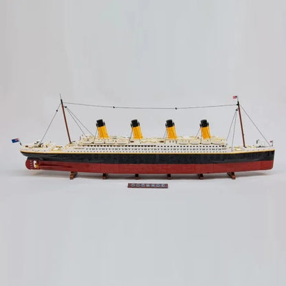 JieStar MOC Building Block Set: RMS Titanic Steam Ship Boat 99023