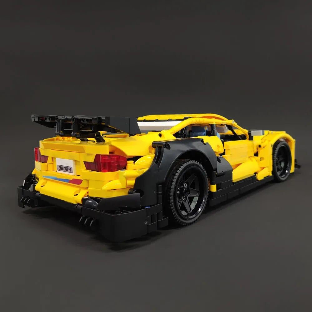 JieStar MOC Building Block Set: BMW M4 DTM Sports Racing Car, Model 92024