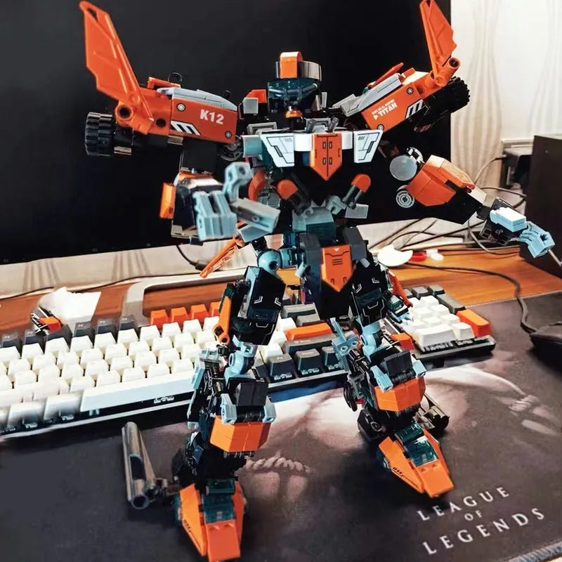 JieStar Building Block Set: Transforming Titan Knight Mecha Robot Warrior, Model 67030