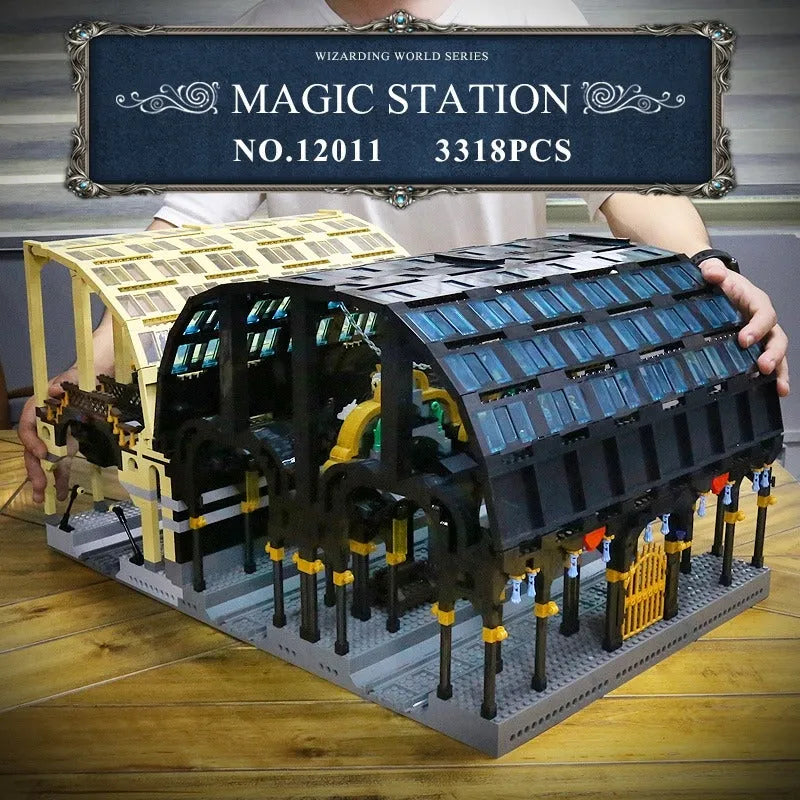 Mould King Building Block Set: Magic Train Station 12011, Model K12011