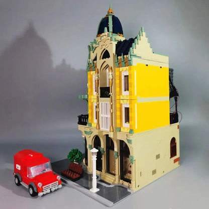 Mould King MOC Building Block Set: Experts Corner Post Office with Light, Model K16010