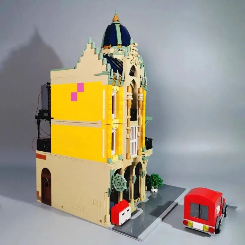 Mould King MOC Building Block Set: Experts Corner Post Office with Light, Model K16010