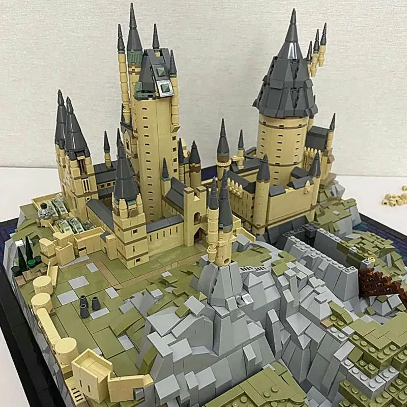 Mould King MOC Building Block Set: Harry Potter MOC Hogwarts Witchcraft School