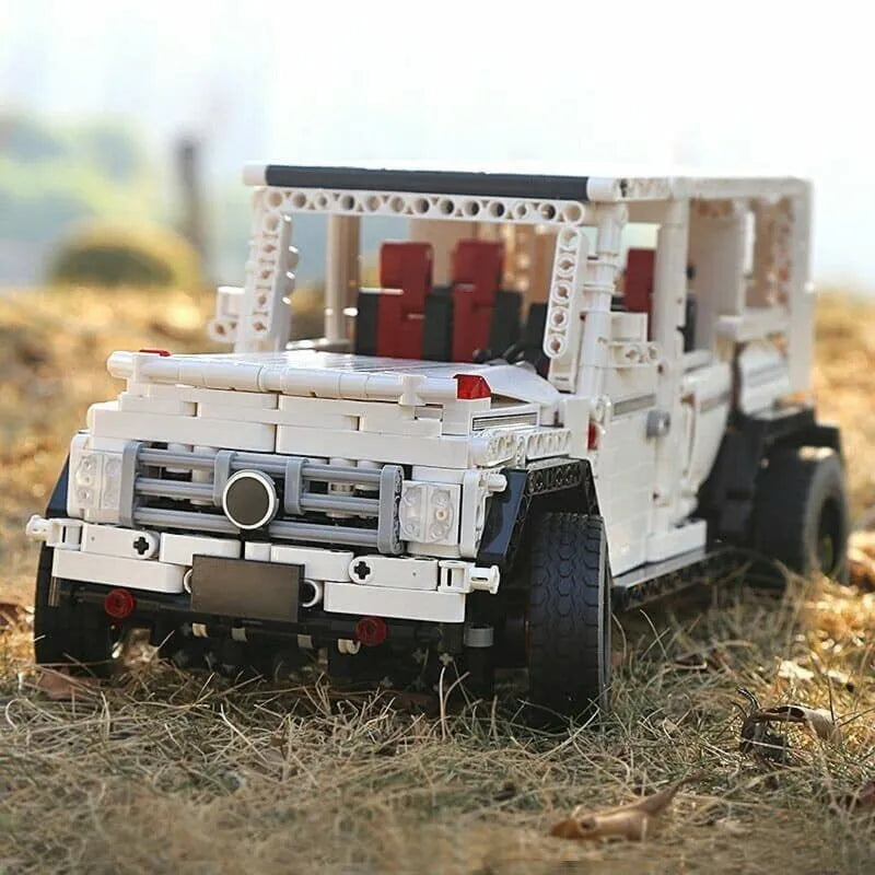 Mould King MOC Building Block Set: 13069 SUV Car G500 Off-Road AWD