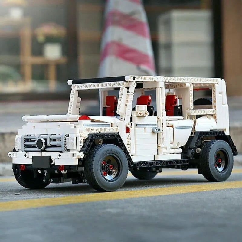 Mould King MOC Building Block Set: 13069 SUV Car G500 Off-Road AWD