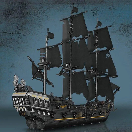 Mould King MOC Building Block Set: 13111 Pirates Of Caribbean Black Pearl Ship, Model MK13111