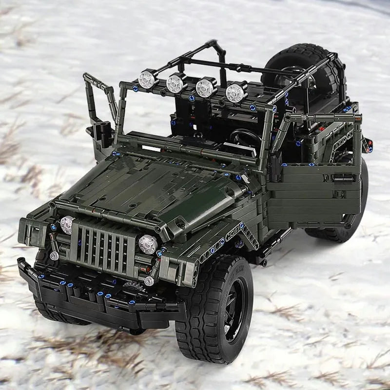 Mould King MOC Motorized Building Block Set: 13124 RC APP 4WD Off-Road Adventure SUV Car, Model 13124D