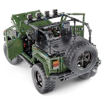 Mould King MOC Motorized Building Block Set: 13124 RC APP 4WD Off-Road Adventure SUV Car, Model 13124D