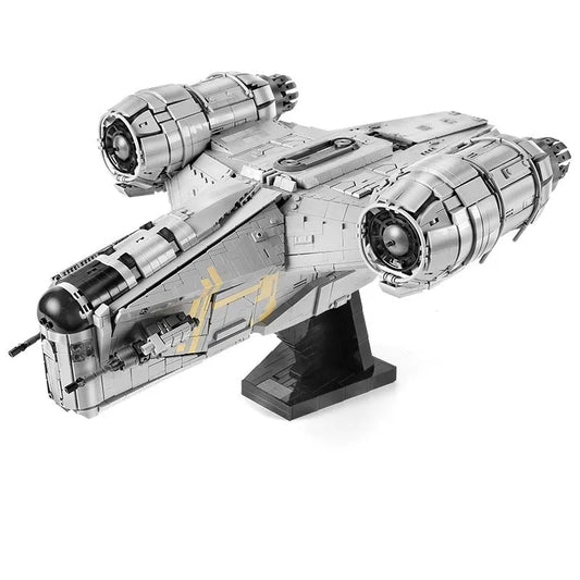 Mould King MOC Building Block Set: 21023 Star Wars UCS Razor Crest Spaceship, Model K21023