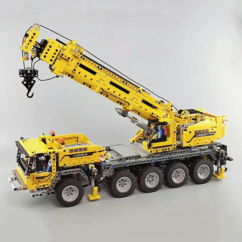Mould King MOC Building Block Set: APP Motorized RC Heavy Mobile Lift Crane Truck, Model K13107