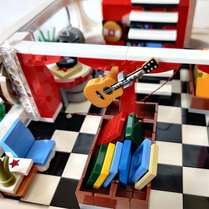Mould King MOC Building Block Set: Guitar Car Wash Shop, Model K16002