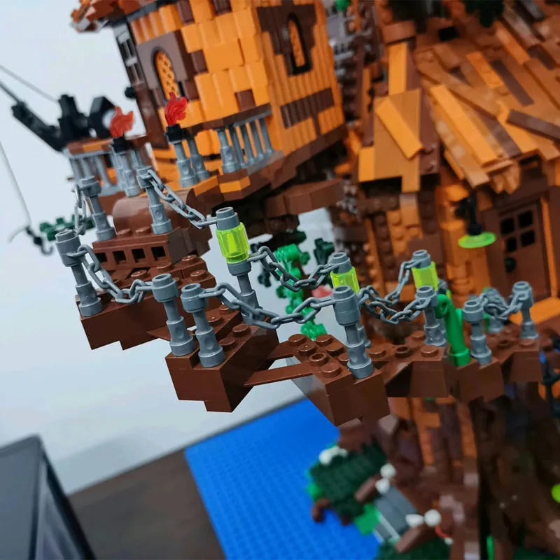 Mould King MOC Building Block Set: Tree House 16033, Model K16033
