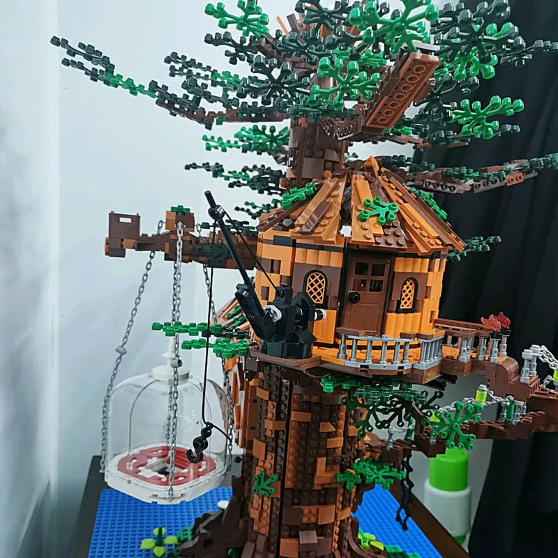 Mould King MOC Building Block Set: Tree House 16033, Model K16033