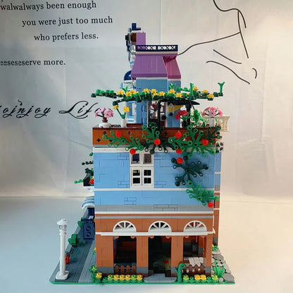 Mould King MOC Building Block Set: Coffee Shop House 16004, Model K16004