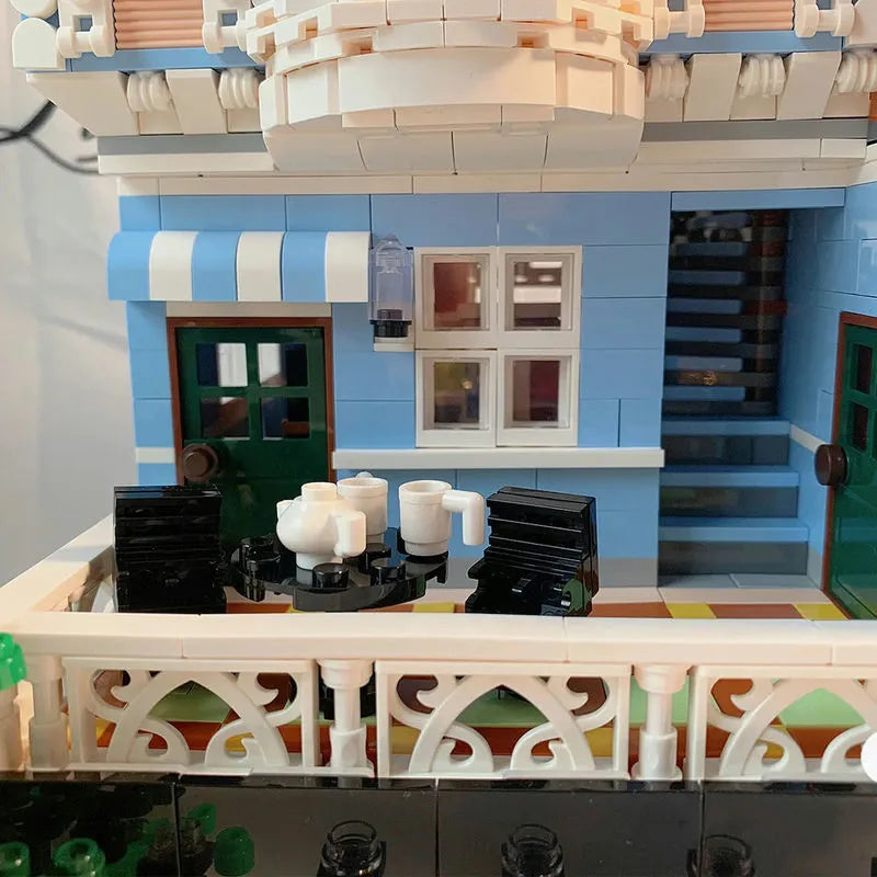 Mould King MOC Building Block Set: Coffee Shop House 16004, Model K16004