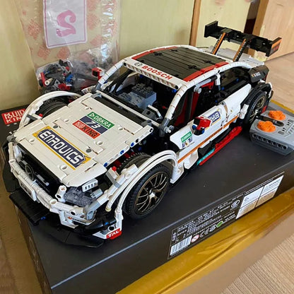 Mould King MOC Motorized Building Block Set: Mercedes Benz AMG C63 DTM Racing Car 13075, Model K13075