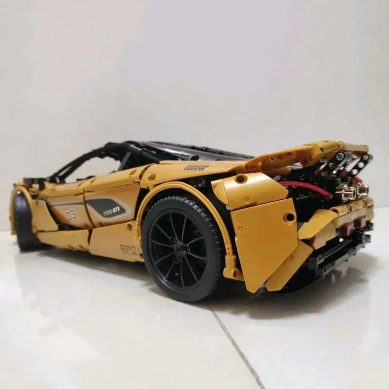 Mould King MOC Motorized Building Block Set: RC McLaren 720S Racing Super Car 13145S, Model 13145SPF