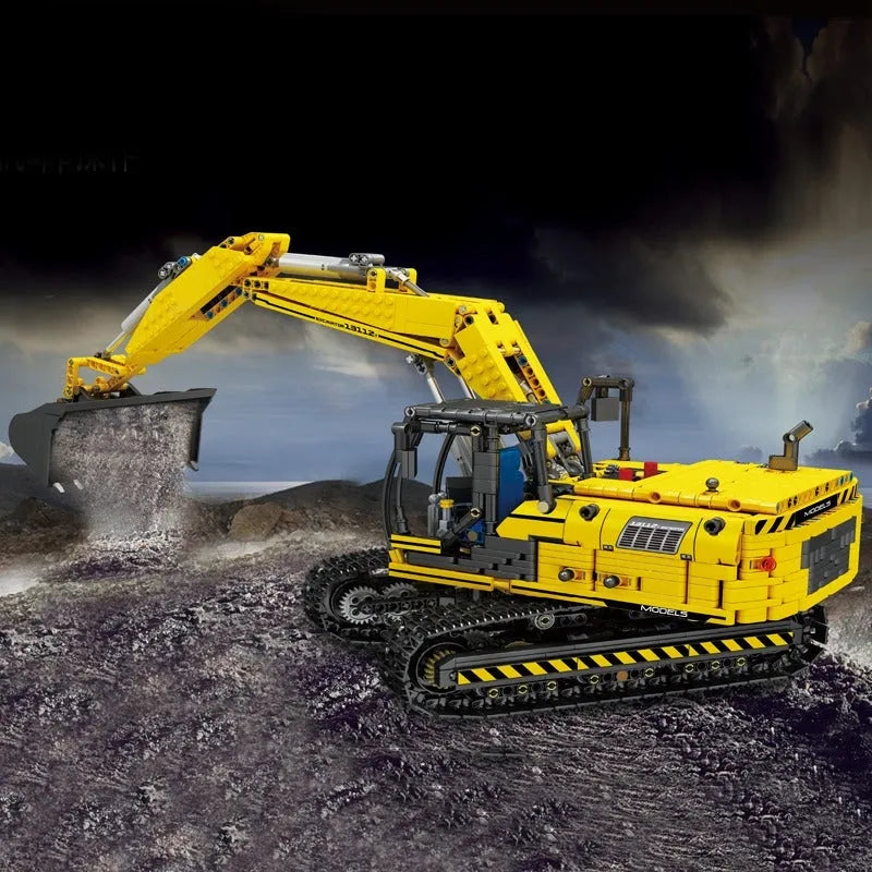 Mould King MOC Building Block Set: RC Motorized Link Belt 250 Excavator 17032