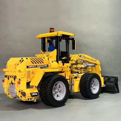 Mould King MOC Building Block Set: RC Motorized Wheel Loader Bulldozer Truck, Model K13122S