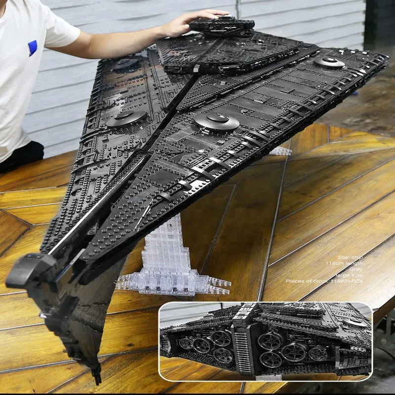 Mould King MOC Building Block Set: Star Wars Eclipse Class Dreadnought Ship, Model MK21004