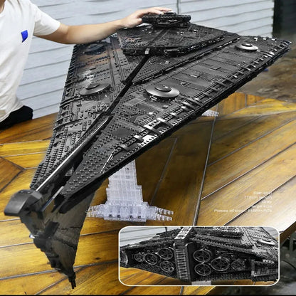 Mould King MOC Building Block Set: Star Wars Eclipse Class Dreadnought Ship, Model MK21004