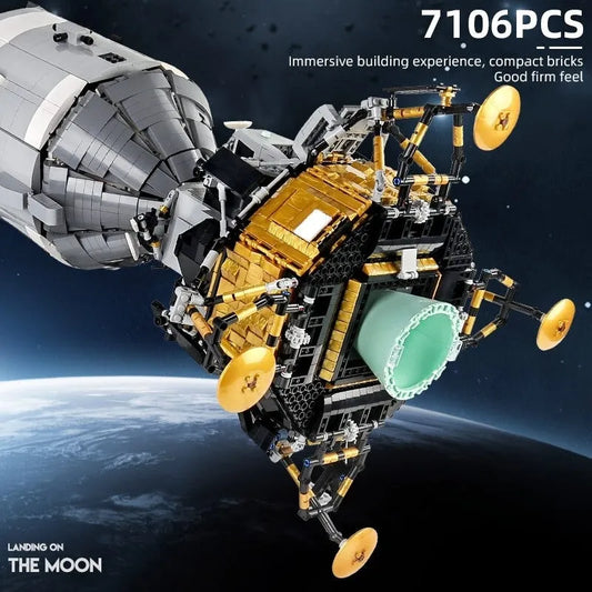 Mould King MOC Building Block Set: UCS Apollo 11 Spacecraft Lunar Landing 21006