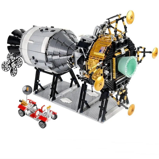 Mould King MOC Building Block Set: UCS Apollo 11 Spacecraft Lunar Landing 21006