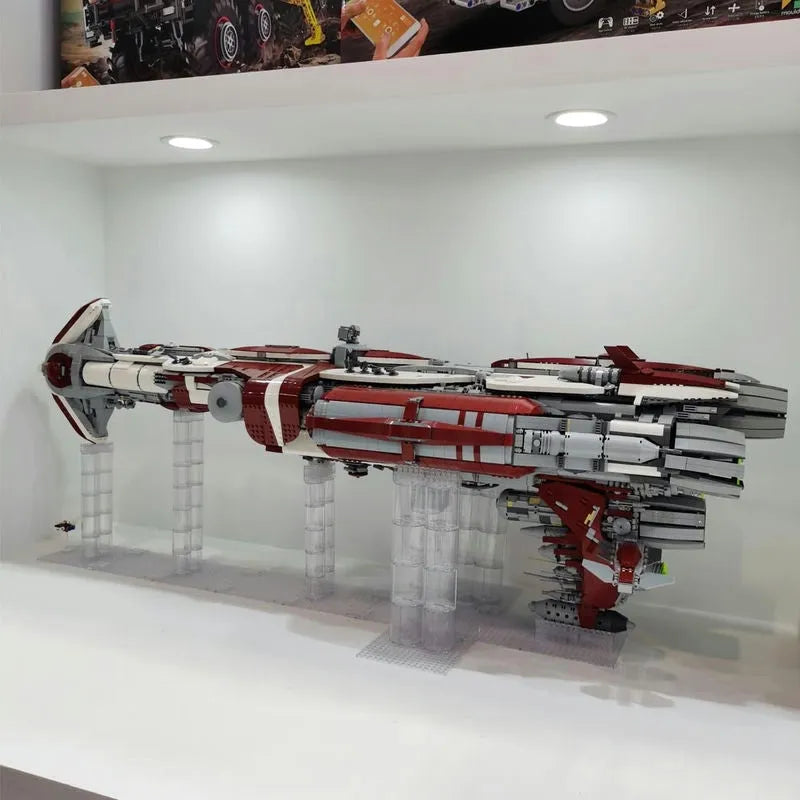 Mould King MOC Building Block Set: Star Wars MOC UCS Old Republic Escort Cruiser Ship, Model K21002