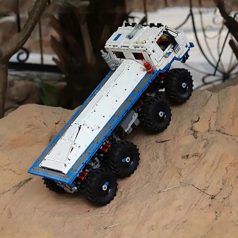 Mould King MOC Building Block Set: 13144 APP Motorized Heavy Tow Truck
