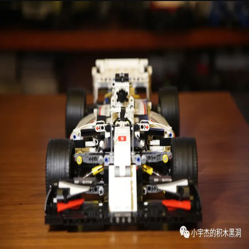 Mould King MOC Motorized Building Block Set: Alternate F1 Super Racing Car 13117, Model K13117