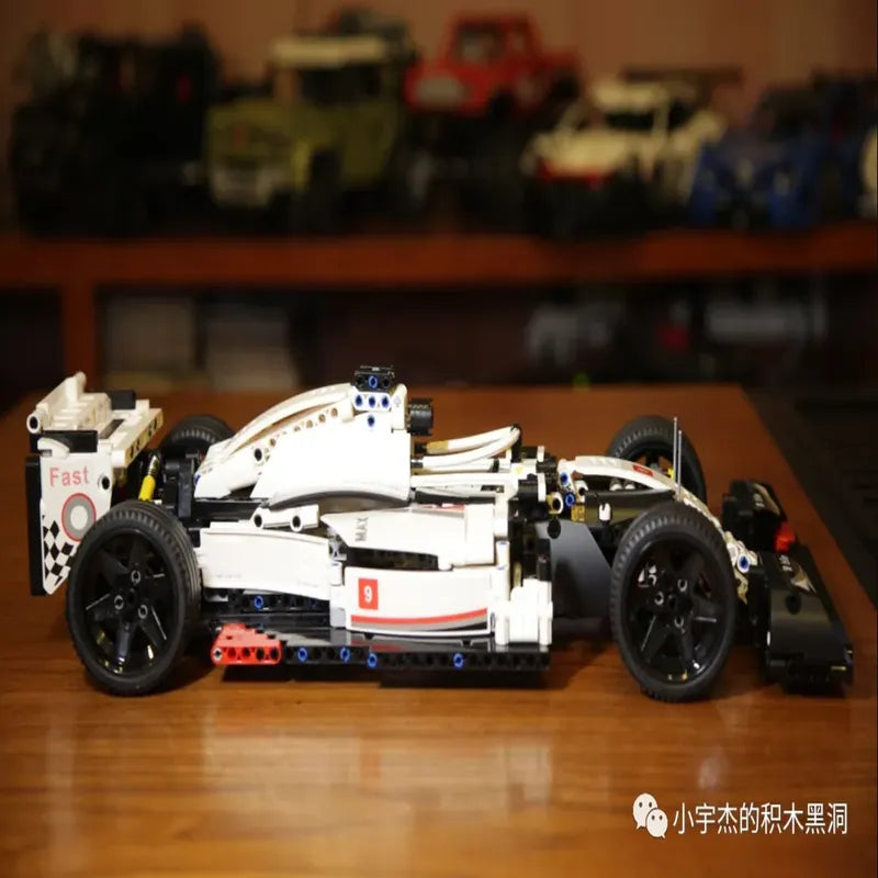 Mould King MOC Motorized Building Block Set: Alternate F1 Super Racing Car 13117, Model K13117