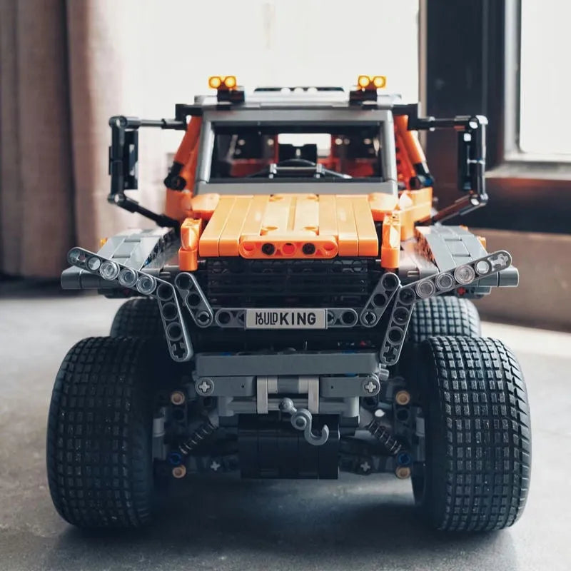 Mould King MOC Building Block Set: APP Motorized Siberian Off-Road Truck, Model 13088