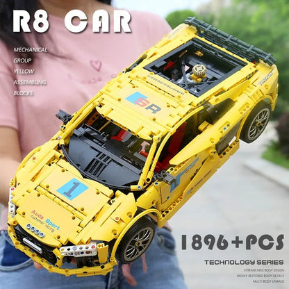 Mould King MOC Motorized Building Block Set: Audi R8 V10 Roadster Racing Car 13127, Model K13127