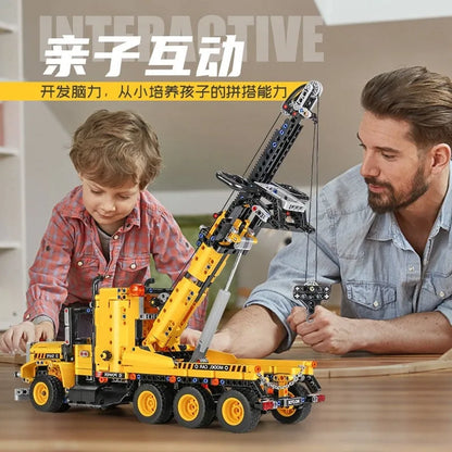 Mould King MOC Building Block Set: Heavy Tow Rescue Truck 17011