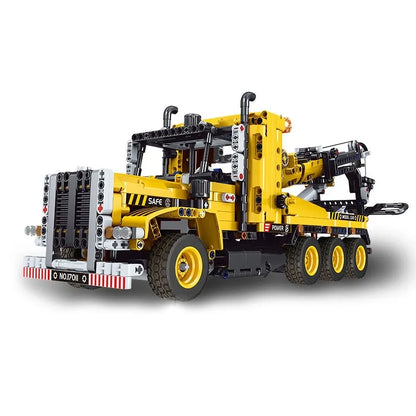 Mould King MOC Building Block Set: Heavy Tow Rescue Truck 17011