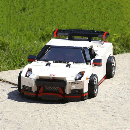 Mould King MOC Building Block Set: Nissan GTR R35 Racing Car 13104