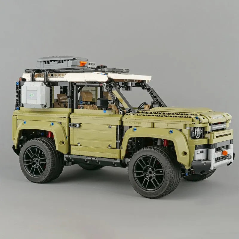 Mould King MOC Motorized Building Block Set: Off-Road AWD Land Rovers Defender, Model 93018