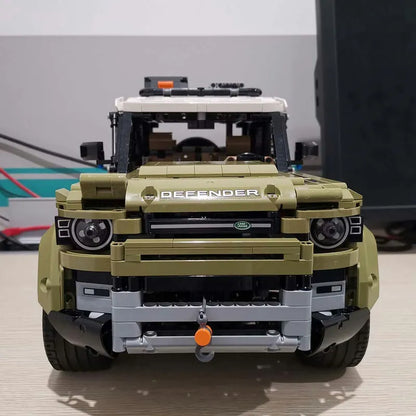 Mould King MOC Motorized Building Block Set: Off-Road AWD Land Rovers Defender, Model 93018