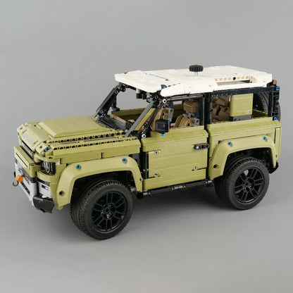 Mould King MOC Motorized Building Block Set: Off-Road AWD Land Rovers Defender, Model 93018