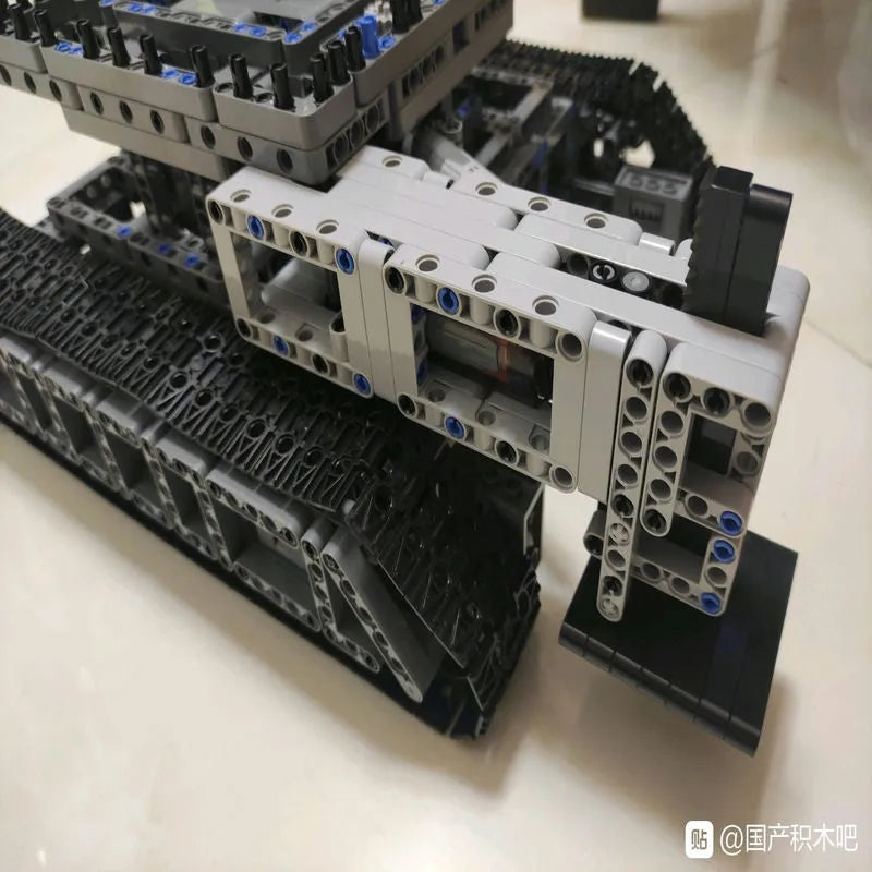 Mould King MOC Motorized Building Block Set: RC APP Liebherr Crawler Crane 17002