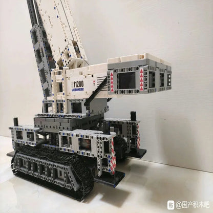 Mould King MOC Motorized Building Block Set: RC APP Liebherr Crawler Crane 17002