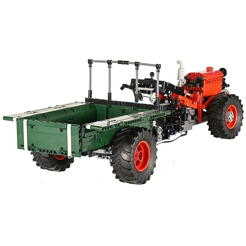 Mould King MOC Building Block Set: RC APP Motorized Farm Tractor 17005, Model K17005