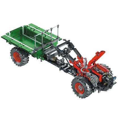 Mould King MOC Building Block Set: RC APP Motorized Farm Tractor 17005, Model K17005