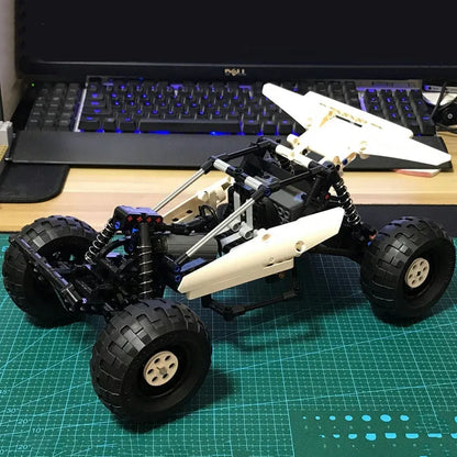Mould King MOC Motorized Building Block Set: RC Desert Racing Buggy Truck 18001, Model K18001