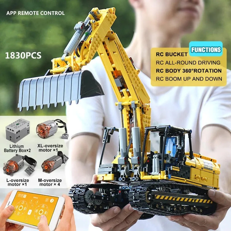 Mould King MOC Motorized Building Block Set: RC Link Belt 250 Excavator Truck 13112, Model K13112